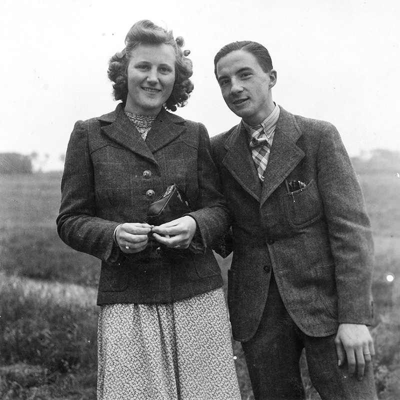 Rie Hoogland en Bart van Roemburg 1943