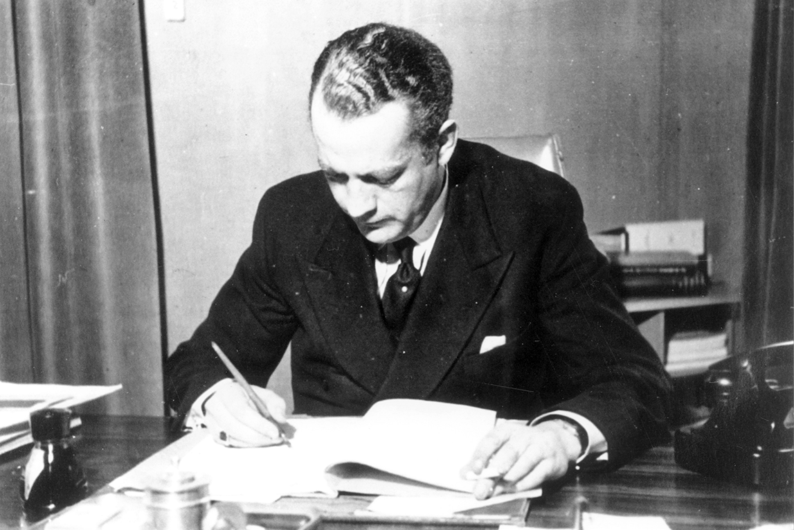 Maurits van Karnebeek, burgemeester van Zwolle tijdens de Tweede Wereldoorlog (Collectie Overijssel, Stichting Collectie Zwolle 1940-1945)